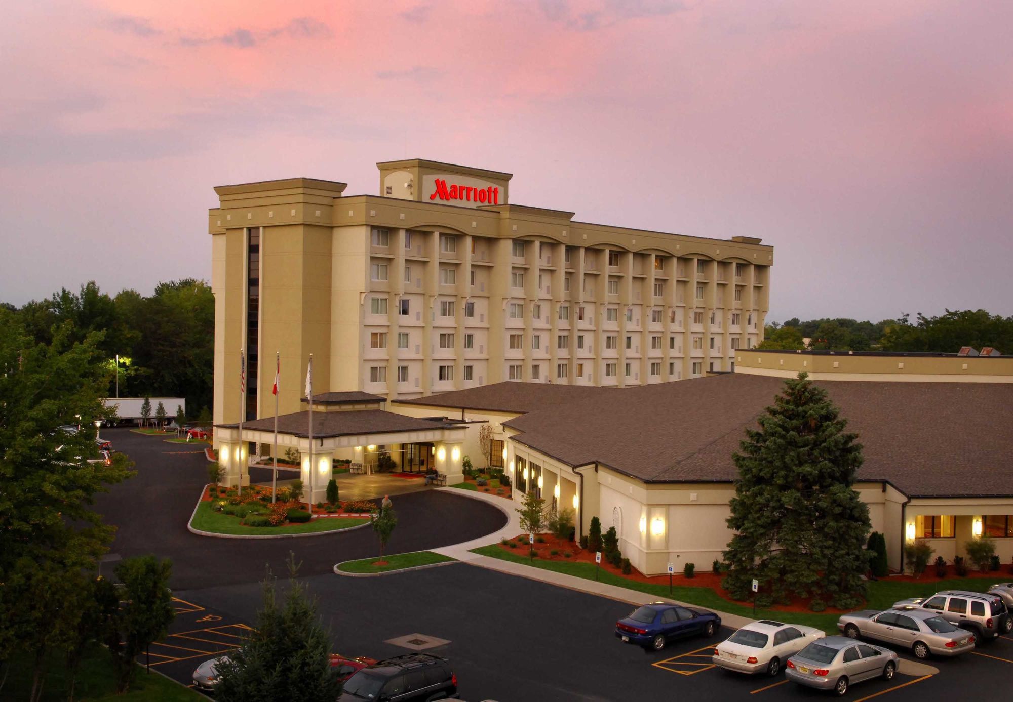 Rochester Airport Marriott Exterior foto