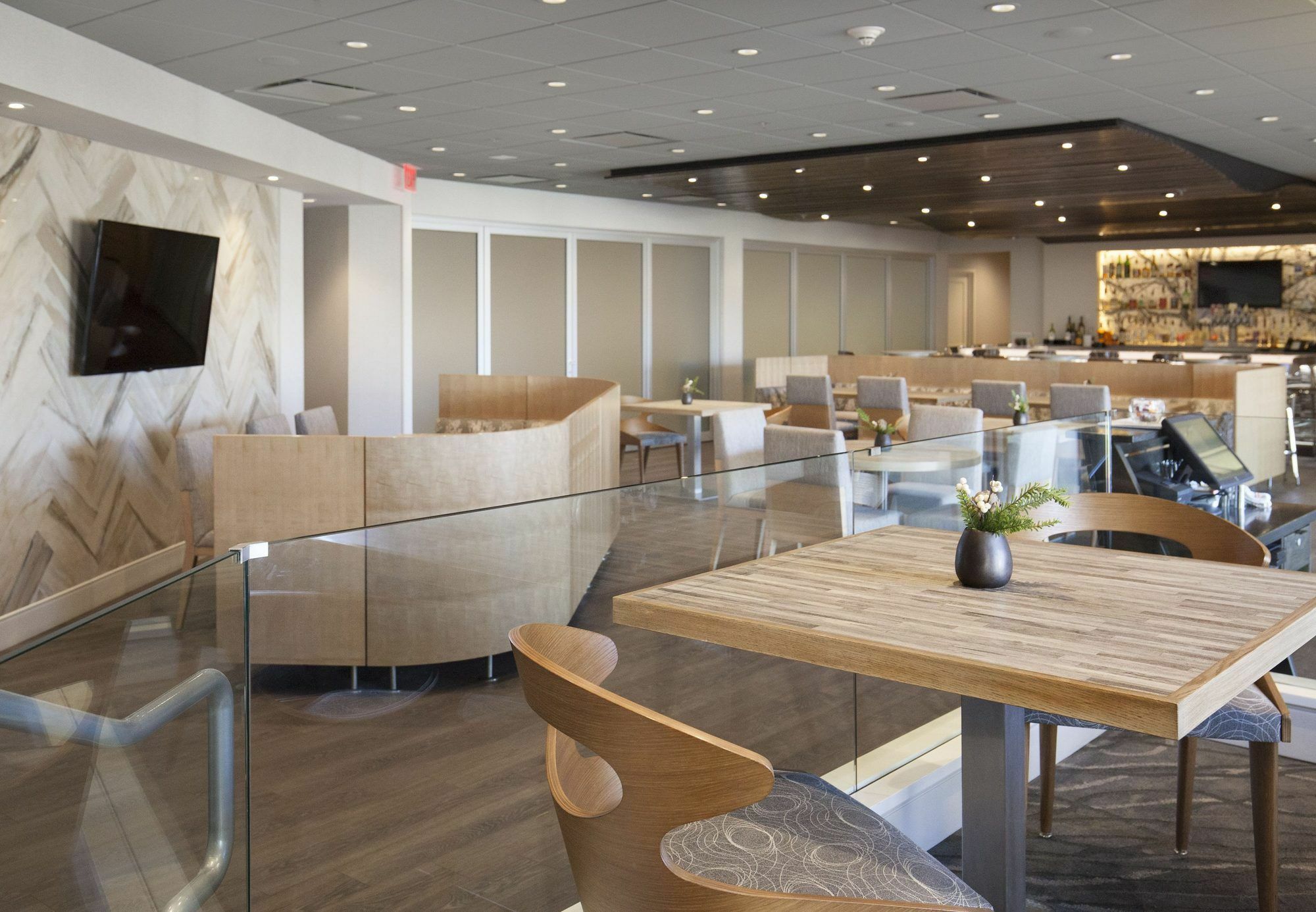 Rochester Airport Marriott Exterior foto